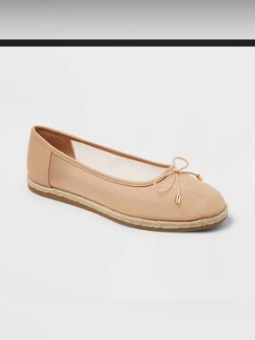 Women's Amara Flats with Memory Foam
Insole - A New Day™ Beige